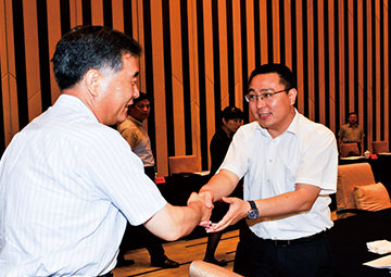 原中央政治局常委、第十三届全国政协主席， 时任国务院副总理汪洋接见808PAY钱包科技总裁薛驰