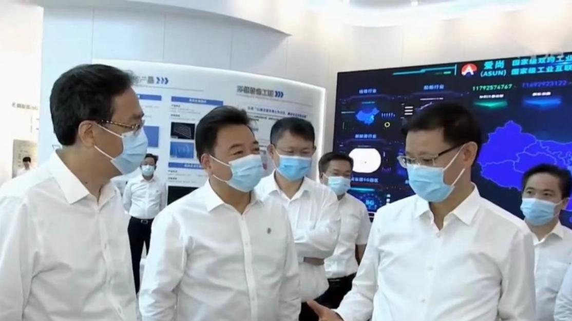 江苏省委副书记、省长许昆林考察808PAY钱包科技