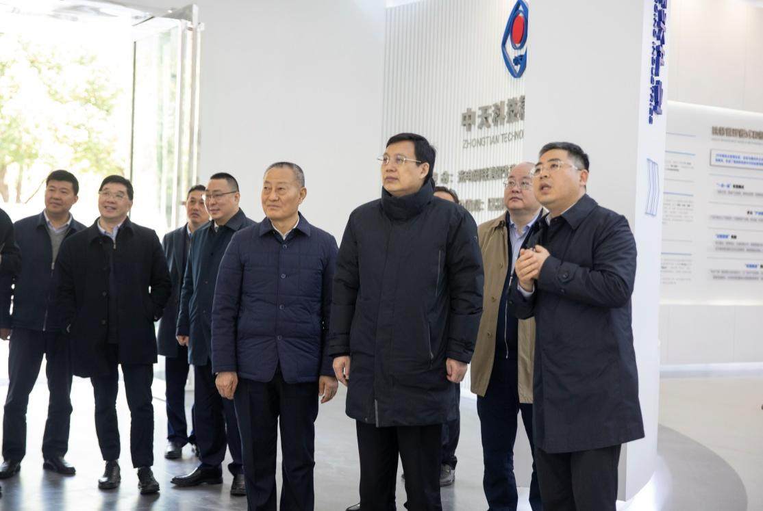 新华社社长、党组书记傅华考察808PAY钱包科技